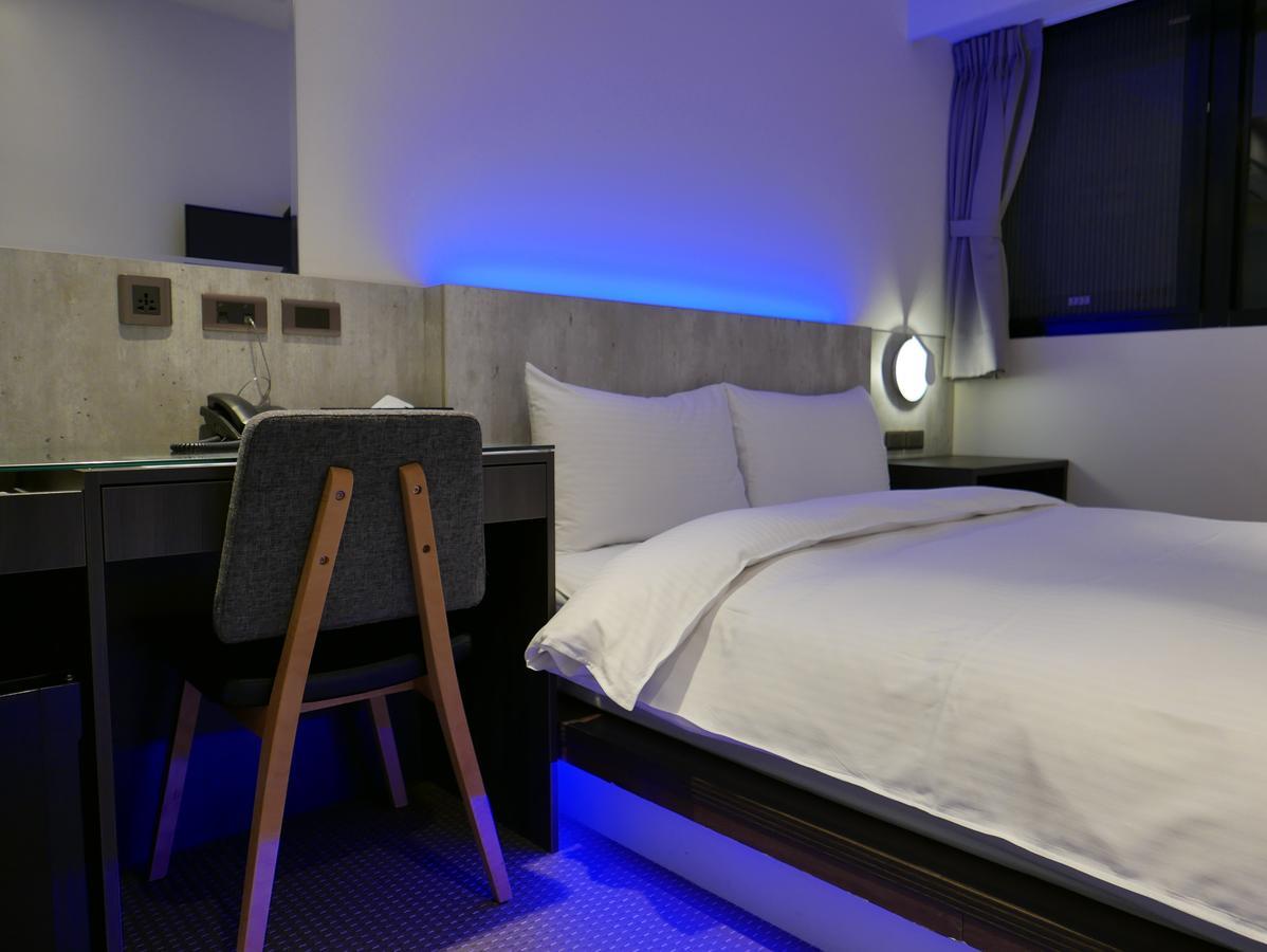 泊居旅店二館 Oursinn Hotel 2 Тайбей Екстер'єр фото