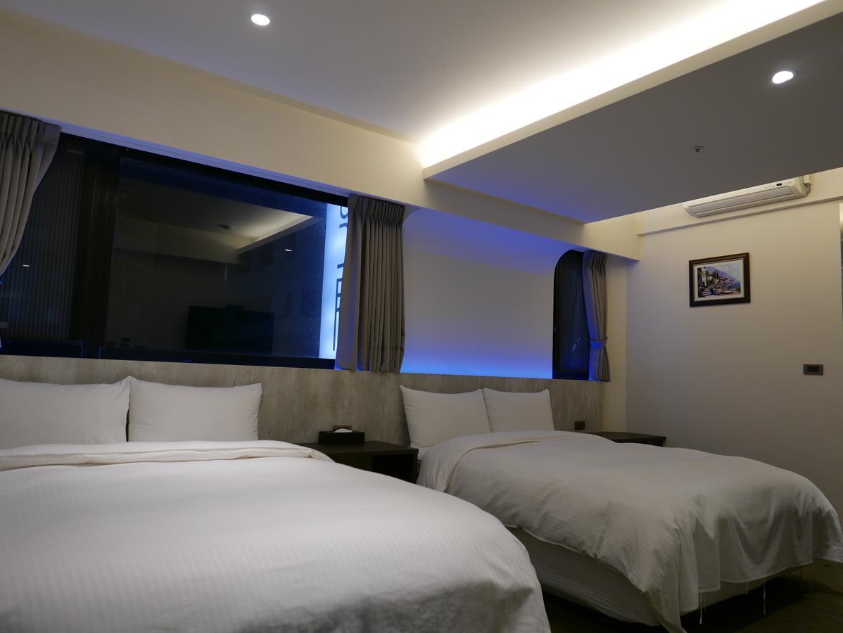 泊居旅店二館 Oursinn Hotel 2 Тайбей Екстер'єр фото