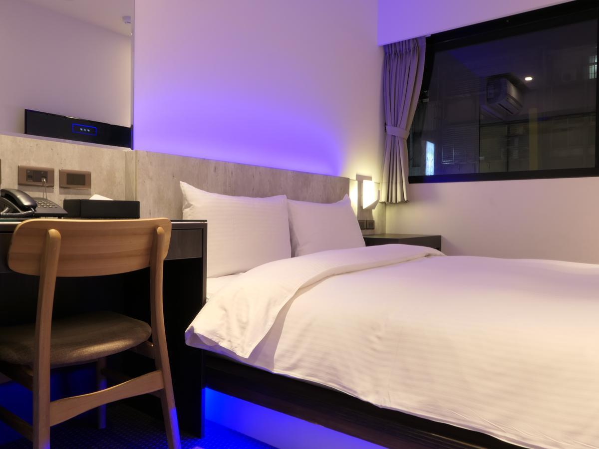 泊居旅店二館 Oursinn Hotel 2 Тайбей Екстер'єр фото